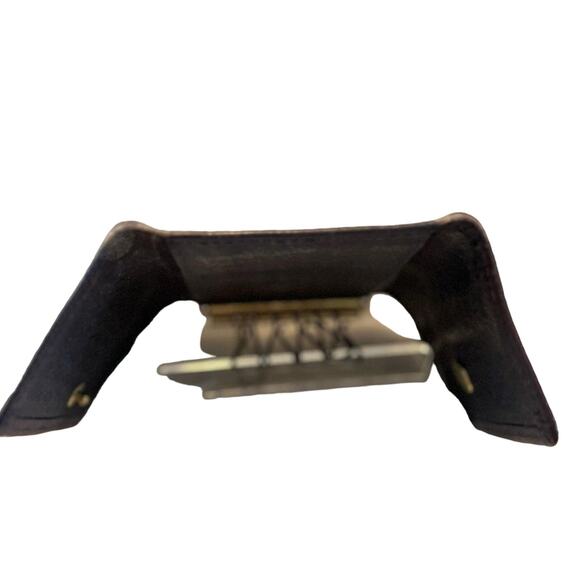 Louis Vuitton Taiga Leather Key Holder (LVXX016) - Picture 6 of 7